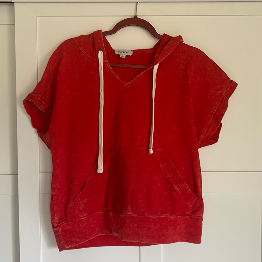 Evereve Tricia Short Sleeve Hoodie - Size S Crimson Hoodie Sweatshirt